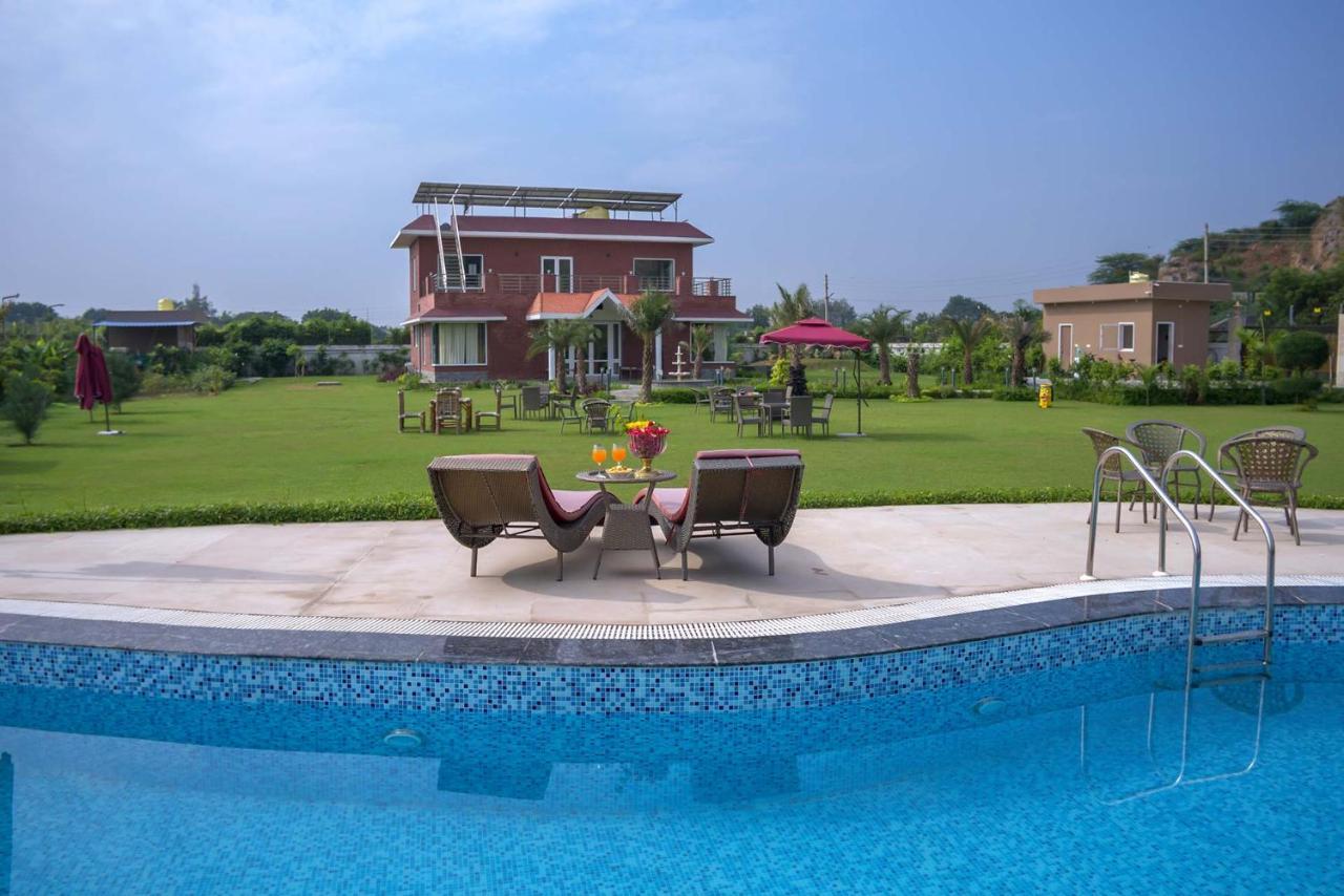 Stayvista At Hillside Paradise Dhauj Экстерьер фото