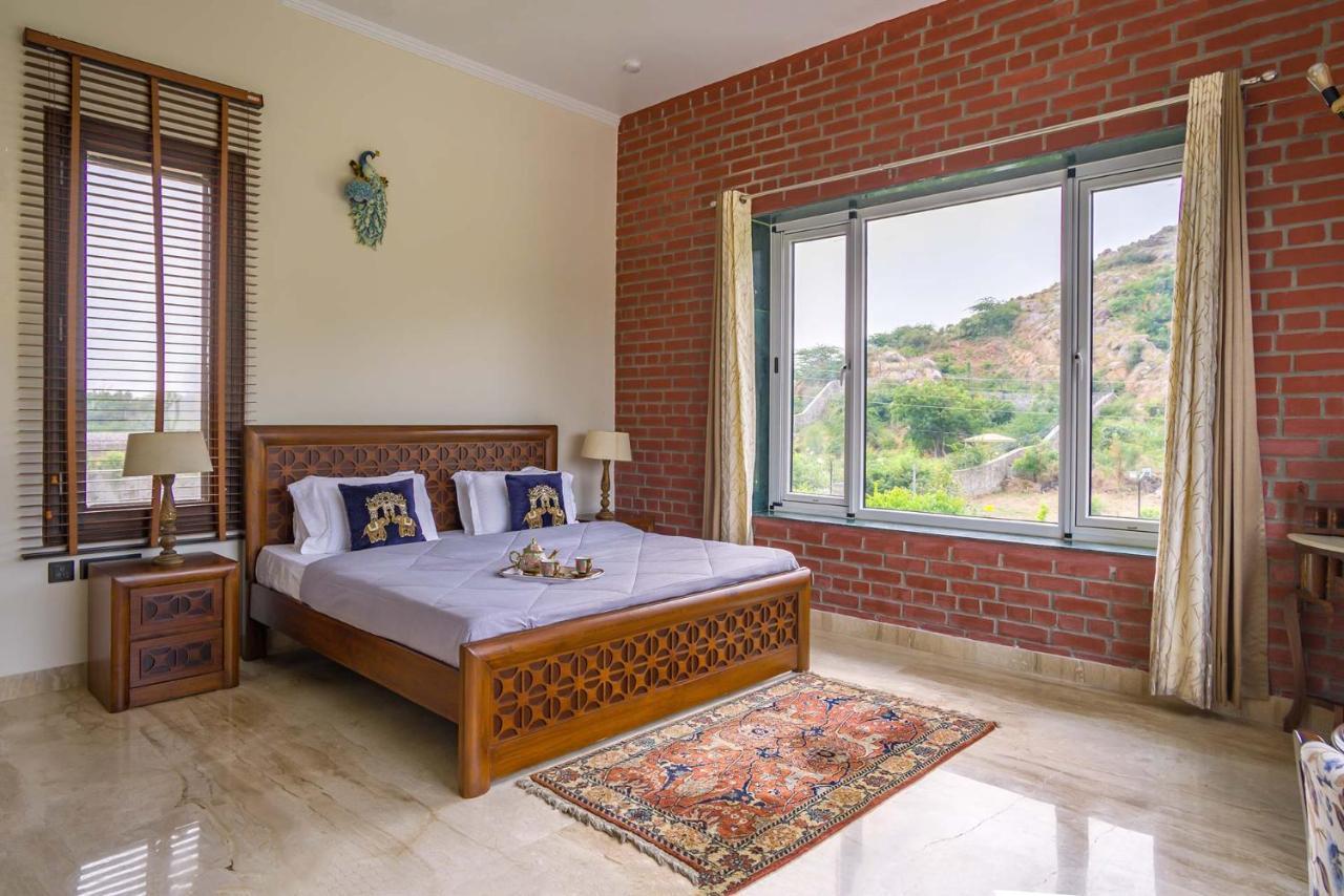 Stayvista At Hillside Paradise Dhauj Экстерьер фото